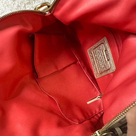 Coach Signature Poppy Daisy Applique Floral - Picture 5 of 8